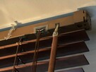 Żaluzje drewniane w bardzo dobrym stanie sprawne komp 4 szt - 7