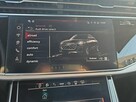 Audi Q8 PakietCzerń_Hak_Panorama_HomeLink_TempomatACC_4-strefy_FV23% - 16