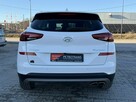 Hyundai Tucson 1.6 CRDI / 116KM LED Nawigacja Kamera Asystent Pasa Ruchu Grzane Fotel - 9