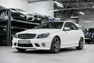 Mercedes C 63 AMG Bezwypadkowy. Stan kolekcjonerski. Wideoprezentacja YouTube.