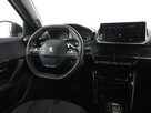 Peugeot 2008 FV23 1.2 Benzyna Allure Nawigacja Tempomat Elektryka Asystenci LED - 16