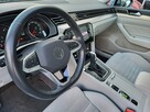 Volkswagen Passat fv23%/200KM/Automat/68 tys km przebiegu - 9