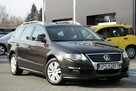 Volkswagen Passat - 2
