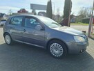 VOLKSWAGEN GOLF V - 8