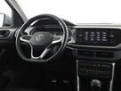 Volkswagen T-Cross Active 110KM niski przebieg climatronic navi grzane fotele ACC hak PDC - 16