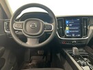Volvo V60 B4 D Momentum Pro aut Kombi - 9