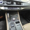 Lexus CT 200H - 10