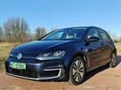 Volkswagen Golf - 1