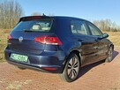 Volkswagen Golf - 5