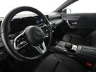 Mercedes CLA 200 automat full LED półskóra klima auto navi kamera i czujniki parkowania - 14