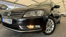 Volkswagen Passat - 1