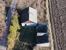 Działka z domem i zabudowaniami 5 km od Ćmielowa - 3