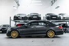 Mercedes E 63 AMG Performance Studio Special. Jeden na świecie. - 13