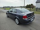 Sprzedam Opel Vectra C z 2005 roku z silnikiem 2.2 benzyna - 3