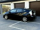 Toyota Prius - 4