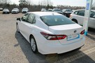 Toyota Camry 2.5 Hybrid e-CTV Comfort F-vat Kamera netto 75528 PLN Gwarancja - 8