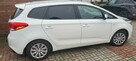 Kia Carens - 2