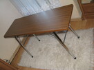 Mały, zgrabny, składany stolik przenośny, biurko, ława - 2