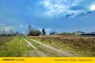 Działka z warunkami zabudowy + budynek gosp. - 4