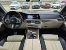 BMW X7 M50i. Individual, Executive Drive, hak, masaż, Sky Lounge. - 15