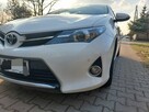 Sprzedam Toyota Auris 1.33 wersja Premium - 9
