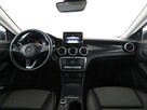 Mercedes CLA 180 automat full LED półskóra navi klima czujniki parkowania - 15