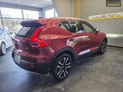 Volvo XC 40 AWD / Ledy / Panorama / Kamera 360 / Harman / Blisy / FV 23% - 11