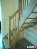 Schody drewniane samonośne i obłożenie schodów betonowych