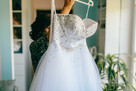 Przepiękna suknia ślubna ręcznie zdobiona cyrkoniami+dodatki - 2