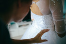 Przepiękna suknia ślubna ręcznie zdobiona cyrkoniami+dodatki - 4
