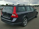 VOLVO V70 2.6 231KM 6-bieg. automat 2010 - 3