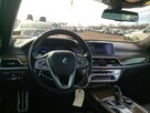 BMW 750 2016, 4.4L, 4x4, porysowany lakier - 7