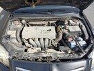 Toyota Avensis T25 po wypadku - 13