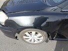 Toyota Avensis T25 po wypadku - 3
