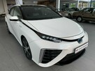 Toyota Mirai Hybryda automat piękne futurystyczne auto - 3