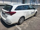 Syndyk sprzeda Toyotę Auris - 4