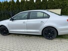 Volkswagen Jetta Benzyna, automat ,skóry, tempomat, światła dzienne, Isofix - 4