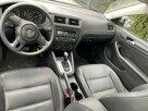 Volkswagen Jetta Benzyna, automat ,skóry, tempomat, światła dzienne, Isofix - 13