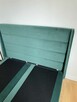 Zielone welurowe łóżko 140x200 - 2