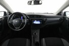 Toyota Auris hybryda/ grzane fotele/ tempomat/ kamera/ Bluetooth - 14