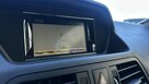 Mercedes E 250 Nowy rozrząd/7GTronic/Skóry/Czujniki przód i tył/Navi - 11