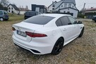 Jaguar XE - 15