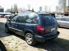Chrysler Grand Voyager - 3