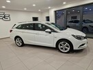 Opel Astra Bogate wyposażenie / Roczna gwarancja w cenie / wzorowy stan - 9