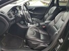 Volvo V40 1,6 T3 Benzyna Salon Polska Klimatronik Zarejestrowany Gwarancja - 9