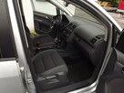 Volkswagen Touran - 10