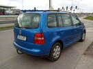 Volkswagen Touran - 4