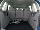 Volkswagen Touran - 11