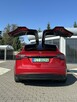 Tesla Model X - 6