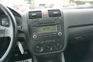 Volkswagen Golf z pełną historią serwisową, zarejestrowany, zadbany, ekonomiczny, - 14